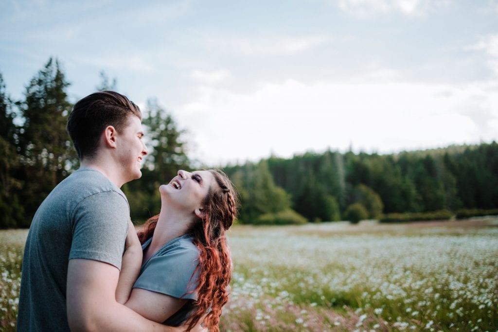 Vancouver Island Engagment Session - Couples laughing in a field