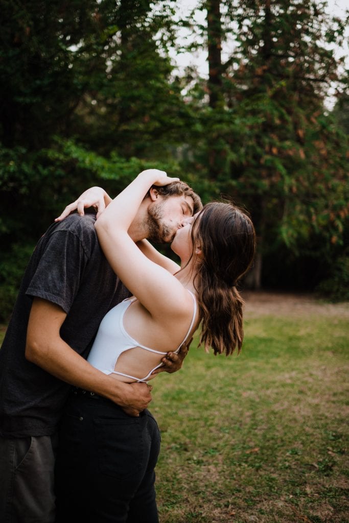 Couple kissing- props at photo sessions - BC photographer - Megan Maundrell Photography
